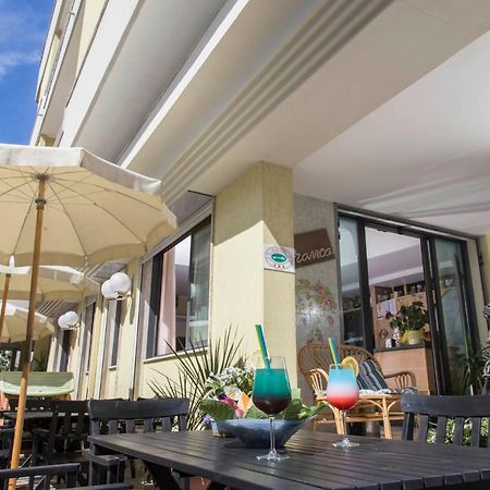 Hotel Franca เบลลาเรีย-อีเจอา มารีนา ภายนอก รูปภาพ