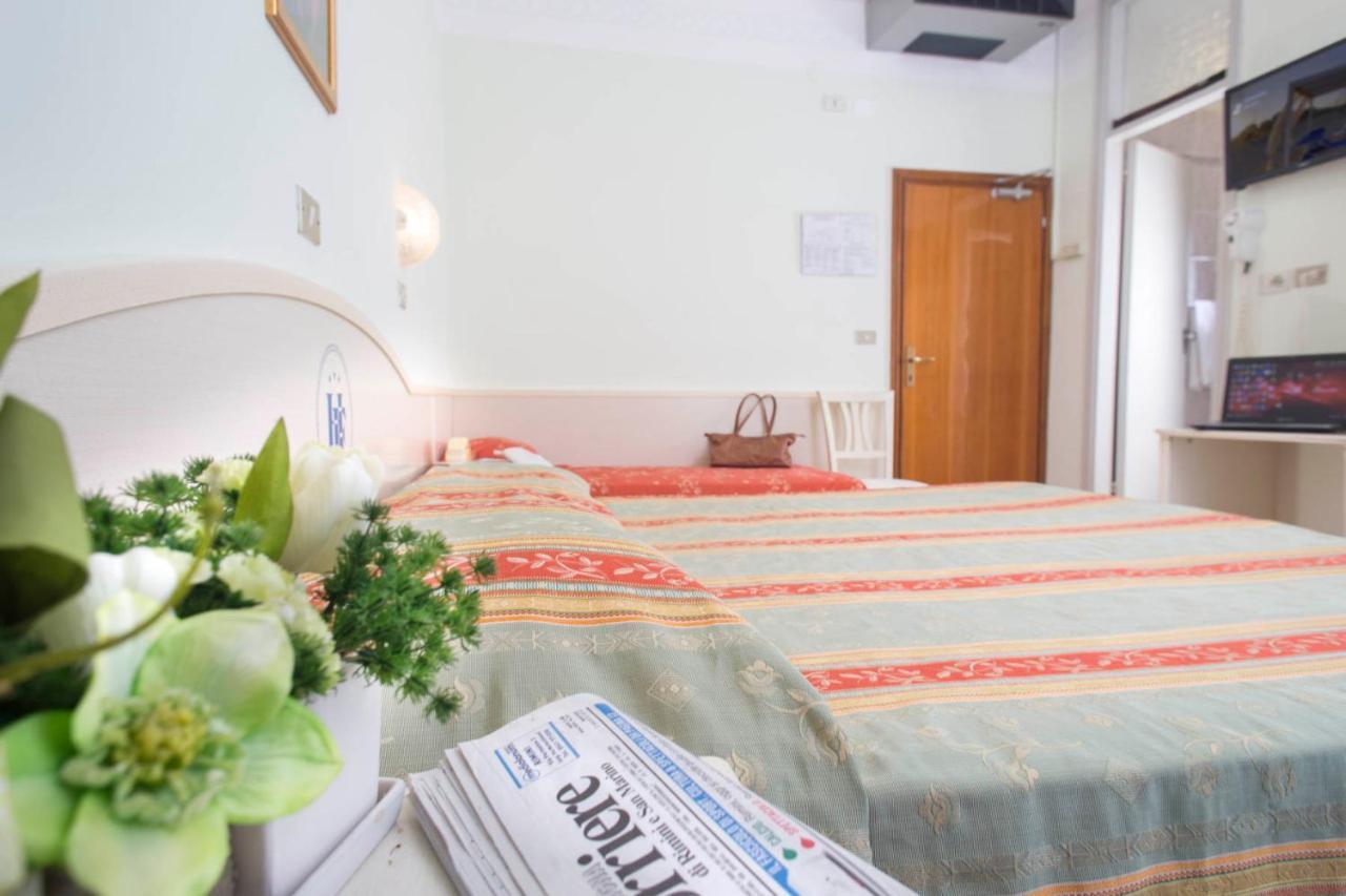 Hotel Franca เบลลาเรีย-อีเจอา มารีนา ภายนอก รูปภาพ